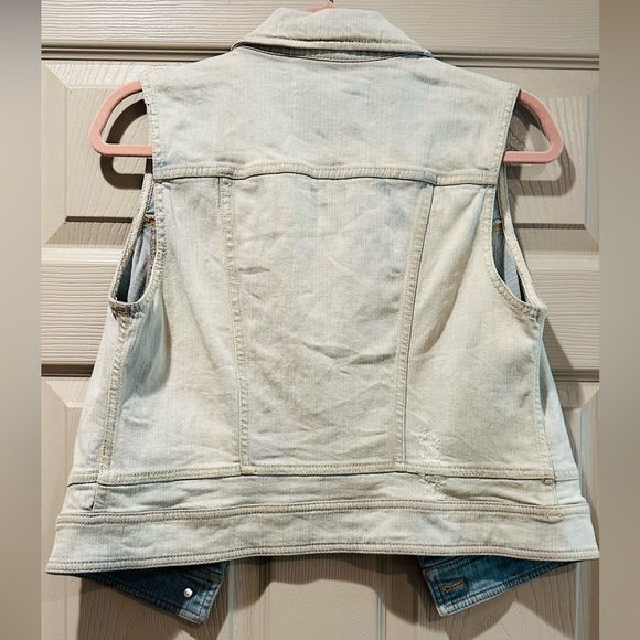 ANTHROPOLOGIE PILCRO & THE LETTER PRESS DENIM VEST LIGHT WASH SIZE M - Picture 2 of 8